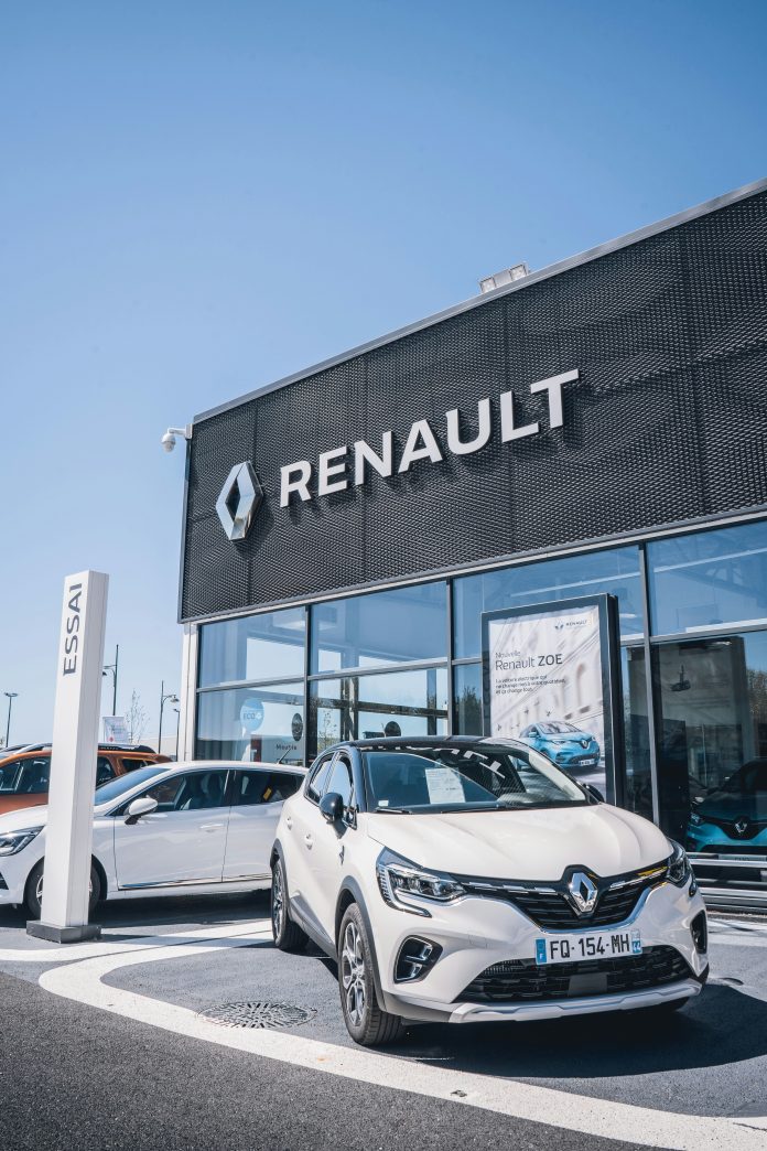 RENAULT